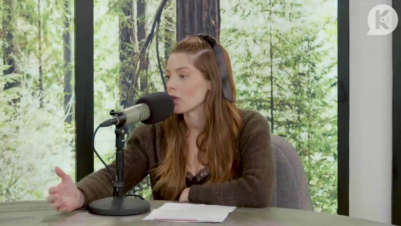 Ashley-Greene-dot-nl_TheTwilightEffect-Aflevering6CatherineHardwicke0100.jpg Ashley-Greene-dot-nl_TheTwilightEffect-Aflevering6CatherineHardwicke0100.jpg