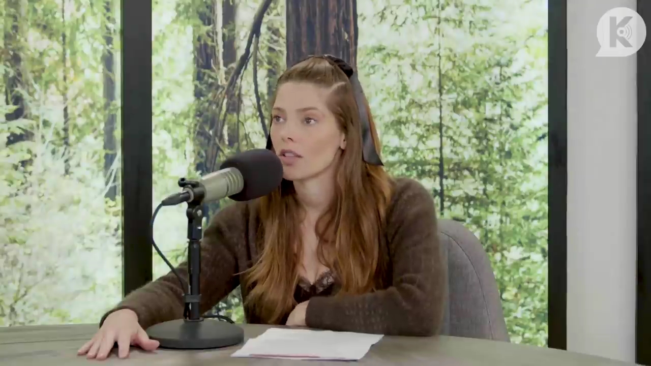 Ashley-Greene-dot-nl_TheTwilightEffect-Aflevering6CatherineHardwicke0118.jpg Ashley-Greene-dot-nl_TheTwilightEffect-Aflevering6CatherineHardwicke0118.jpg