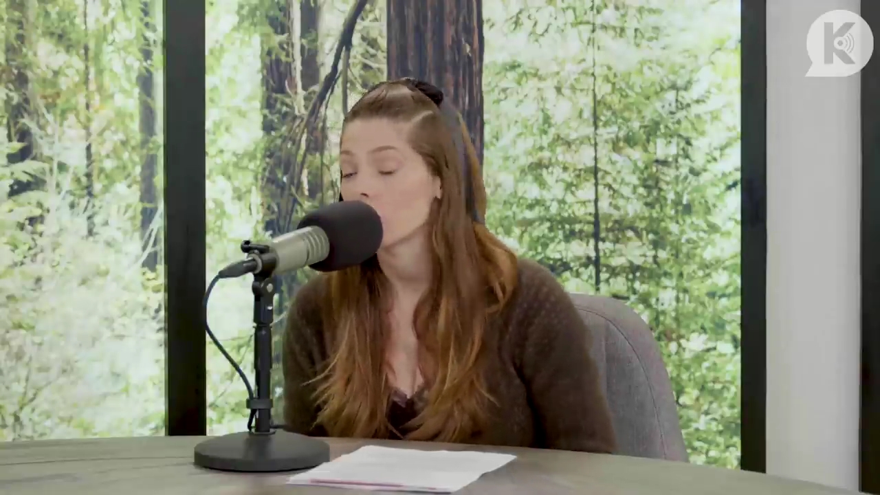 Ashley-Greene-dot-nl_TheTwilightEffect-Aflevering6CatherineHardwicke0224.jpg Ashley-Greene-dot-nl_TheTwilightEffect-Aflevering6CatherineHardwicke0224.jpg