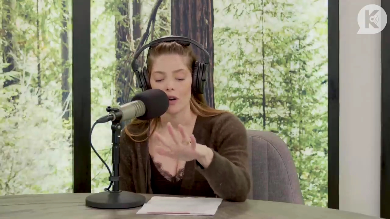 Ashley-Greene-dot-nl_TheTwilightEffect-Aflevering6CatherineHardwicke0354.jpg Ashley-Greene-dot-nl_TheTwilightEffect-Aflevering6CatherineHardwicke0354.jpg