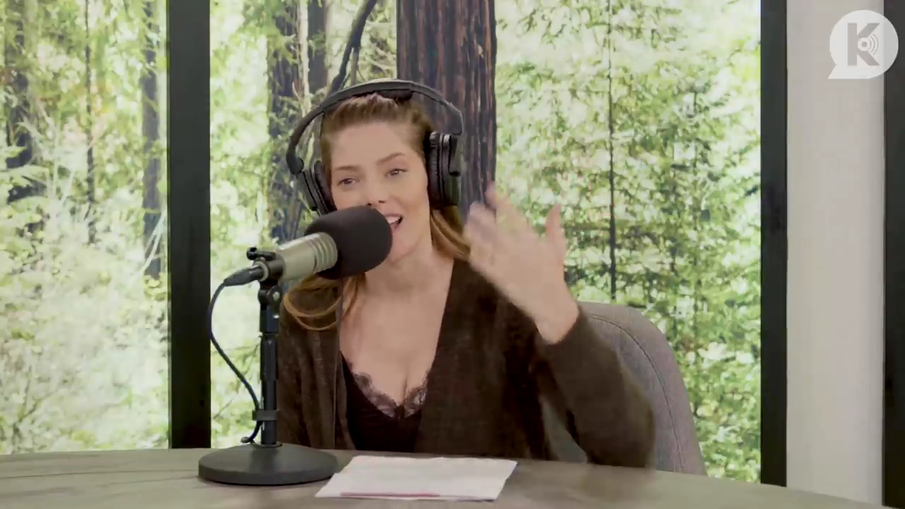 Ashley-Greene-dot-nl_TheTwilightEffect-Aflevering6CatherineHardwicke0369.jpg Ashley-Greene-dot-nl_TheTwilightEffect-Aflevering6CatherineHardwicke0369.jpg