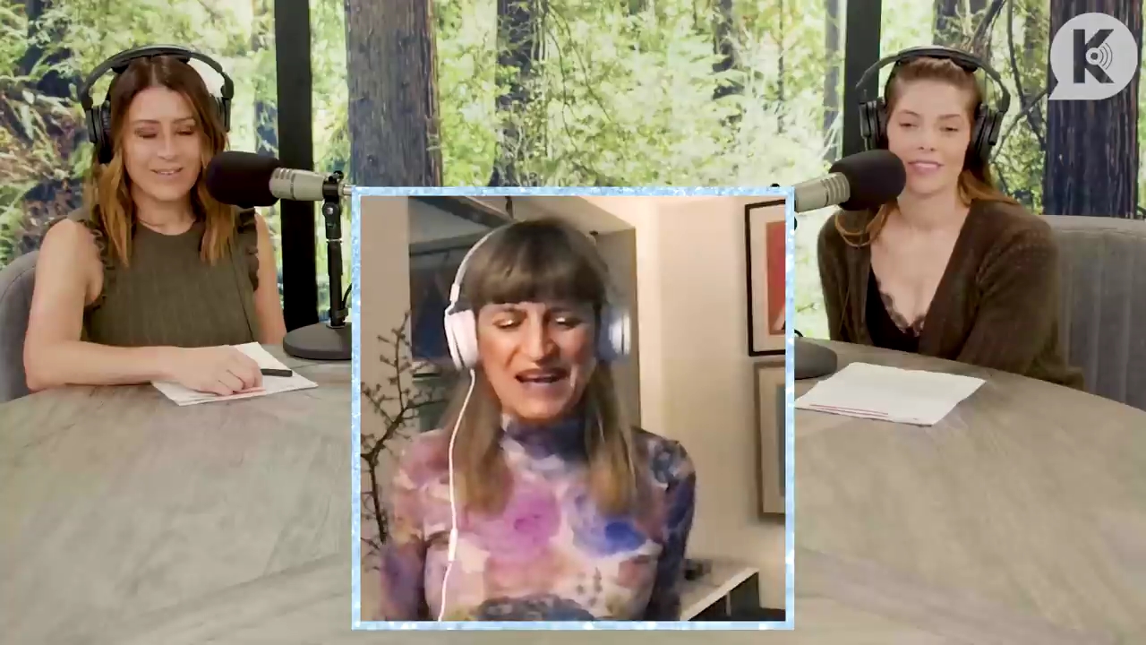 Ashley-Greene-dot-nl_TheTwilightEffect-Aflevering6CatherineHardwicke0503.jpg Ashley-Greene-dot-nl_TheTwilightEffect-Aflevering6CatherineHardwicke0503.jpg