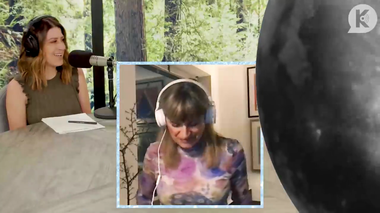 Ashley-Greene-dot-nl_TheTwilightEffect-Aflevering6CatherineHardwicke0909.jpg Ashley-Greene-dot-nl_TheTwilightEffect-Aflevering6CatherineHardwicke0909.jpg