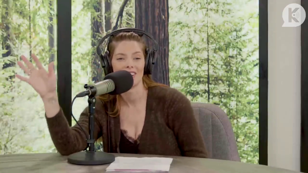 Ashley-Greene-dot-nl_TheTwilightEffect-Aflevering6CatherineHardwicke1121.jpg Ashley-Greene-dot-nl_TheTwilightEffect-Aflevering6CatherineHardwicke1121.jpg