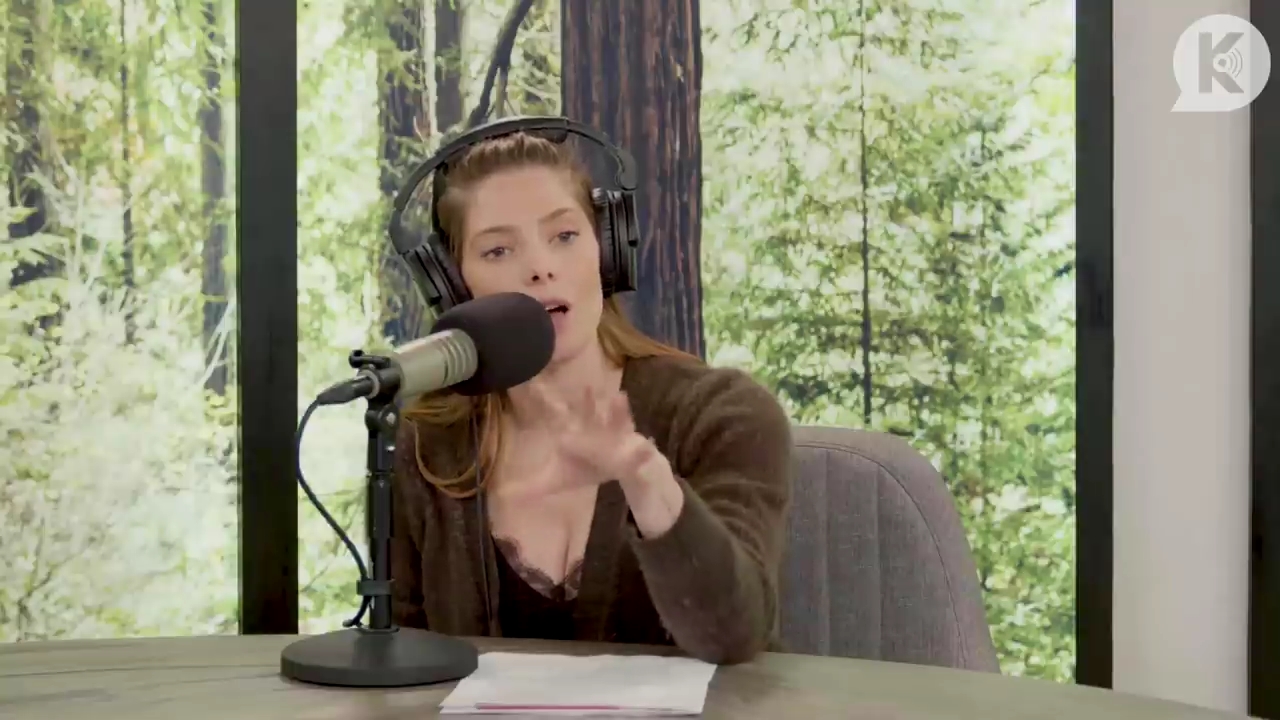 Ashley-Greene-dot-nl_TheTwilightEffect-Aflevering6CatherineHardwicke1135.jpg Ashley-Greene-dot-nl_TheTwilightEffect-Aflevering6CatherineHardwicke1135.jpg