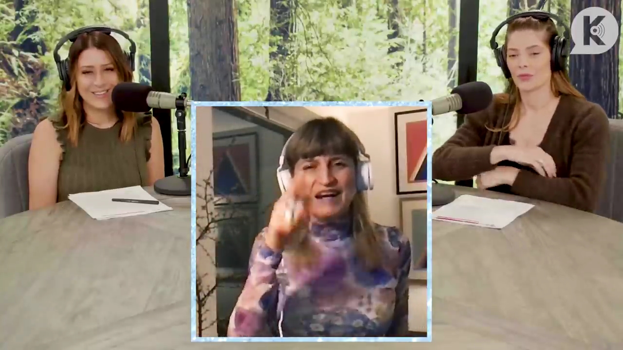 Ashley-Greene-dot-nl_TheTwilightEffect-Aflevering6CatherineHardwicke1251.jpg Ashley-Greene-dot-nl_TheTwilightEffect-Aflevering6CatherineHardwicke1251.jpg