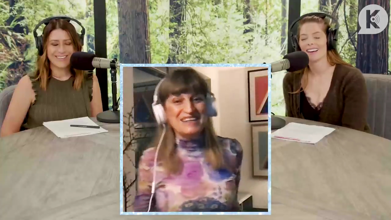 Ashley-Greene-dot-nl_TheTwilightEffect-Aflevering6CatherineHardwicke1301.jpg Ashley-Greene-dot-nl_TheTwilightEffect-Aflevering6CatherineHardwicke1301.jpg