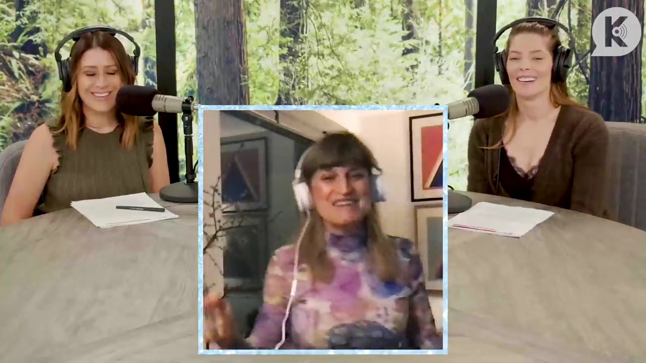 Ashley-Greene-dot-nl_TheTwilightEffect-Aflevering6CatherineHardwicke1302.jpg Ashley-Greene-dot-nl_TheTwilightEffect-Aflevering6CatherineHardwicke1302.jpg