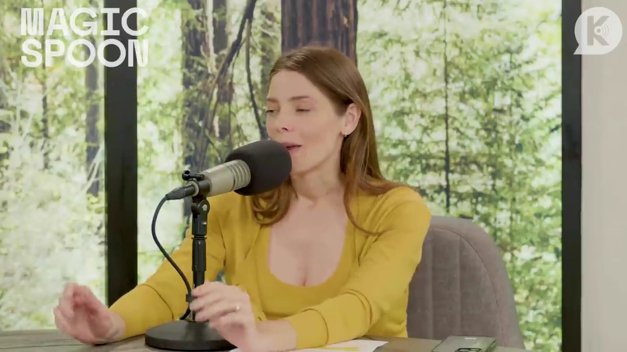 Ashley-Greene-dot-nl_TheTwilightEffect-Aflevering6CatherineHardwicke1787.jpg Ashley-Greene-dot-nl_TheTwilightEffect-Aflevering6CatherineHardwicke1787.jpg