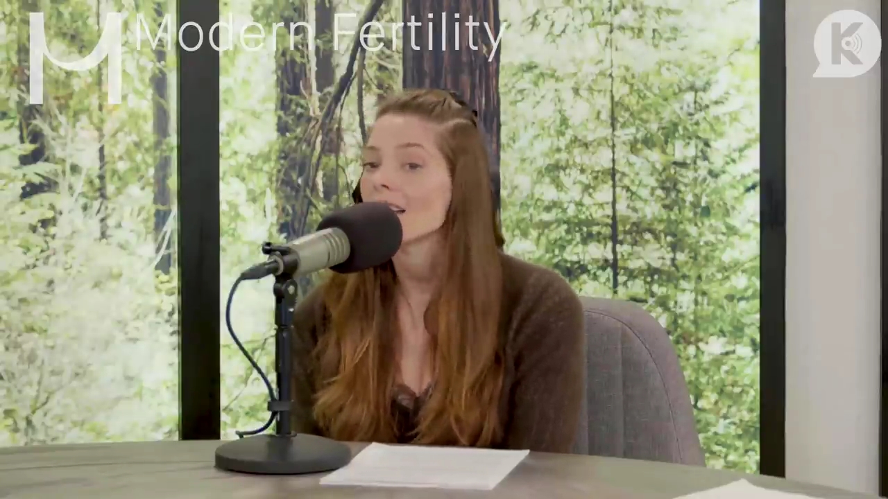 Ashley-Greene-dot-nl_TheTwilightEffect-Aflevering6CatherineHardwicke1931.jpg Ashley-Greene-dot-nl_TheTwilightEffect-Aflevering6CatherineHardwicke1931.jpg