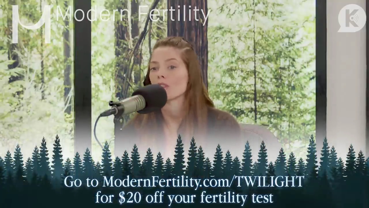 Ashley-Greene-dot-nl_TheTwilightEffect-Aflevering6CatherineHardwicke1935.jpg Ashley-Greene-dot-nl_TheTwilightEffect-Aflevering6CatherineHardwicke1935.jpg