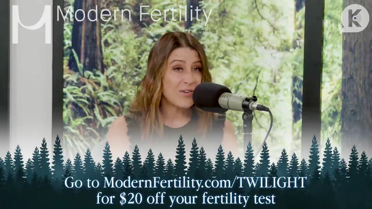 Ashley-Greene-dot-nl_TheTwilightEffect-Aflevering6CatherineHardwicke1937.jpg Ashley-Greene-dot-nl_TheTwilightEffect-Aflevering6CatherineHardwicke1937.jpg