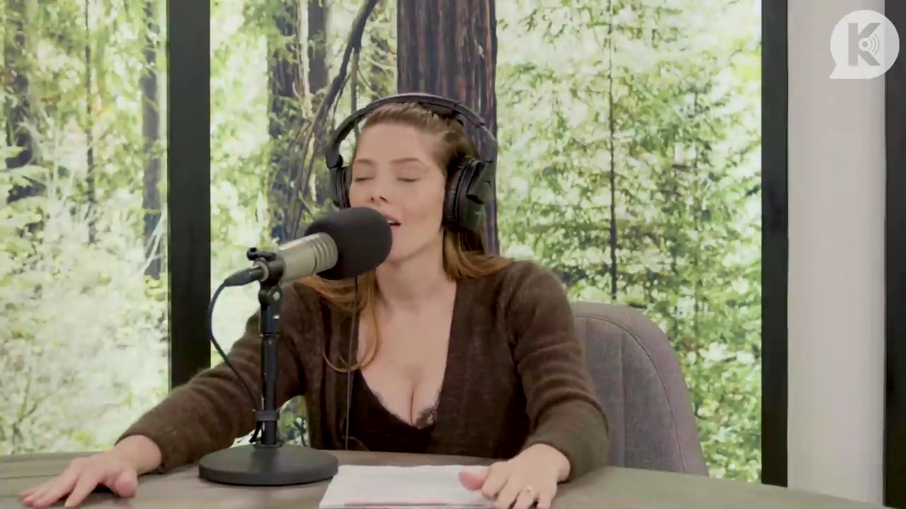 Ashley-Greene-dot-nl_TheTwilightEffect-Aflevering6CatherineHardwicke1976.jpg Ashley-Greene-dot-nl_TheTwilightEffect-Aflevering6CatherineHardwicke1976.jpg