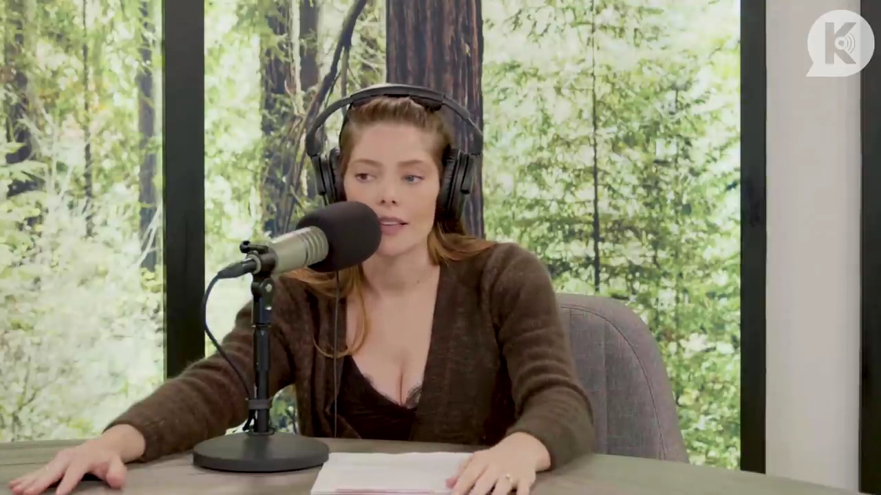 Ashley-Greene-dot-nl_TheTwilightEffect-Aflevering6CatherineHardwicke1987.jpg Ashley-Greene-dot-nl_TheTwilightEffect-Aflevering6CatherineHardwicke1987.jpg