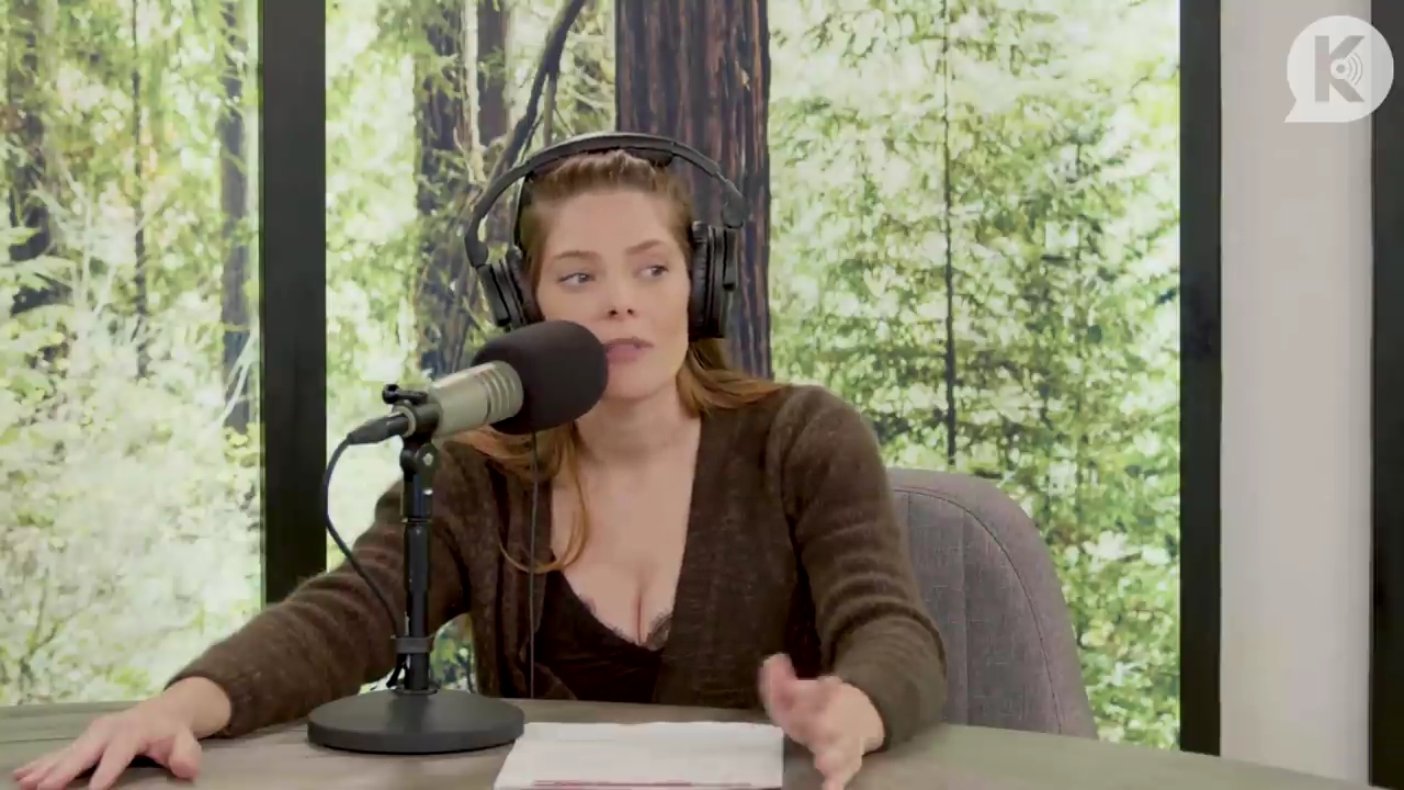 Ashley-Greene-dot-nl_TheTwilightEffect-Aflevering6CatherineHardwicke1990.jpg Ashley-Greene-dot-nl_TheTwilightEffect-Aflevering6CatherineHardwicke1990.jpg