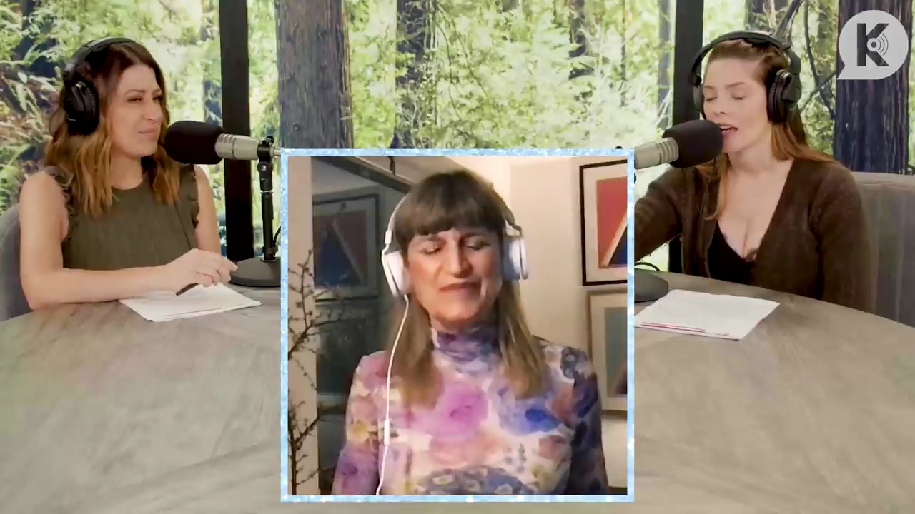 Ashley-Greene-dot-nl_TheTwilightEffect-Aflevering6CatherineHardwicke2051.jpg Ashley-Greene-dot-nl_TheTwilightEffect-Aflevering6CatherineHardwicke2051.jpg