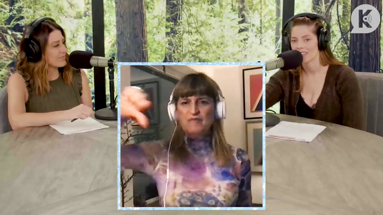 Ashley-Greene-dot-nl_TheTwilightEffect-Aflevering6CatherineHardwicke2058.jpg Ashley-Greene-dot-nl_TheTwilightEffect-Aflevering6CatherineHardwicke2058.jpg