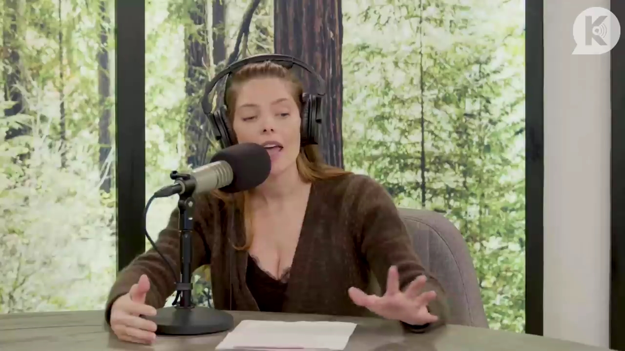 Ashley-Greene-dot-nl_TheTwilightEffect-Aflevering6CatherineHardwicke2128.jpg Ashley-Greene-dot-nl_TheTwilightEffect-Aflevering6CatherineHardwicke2128.jpg