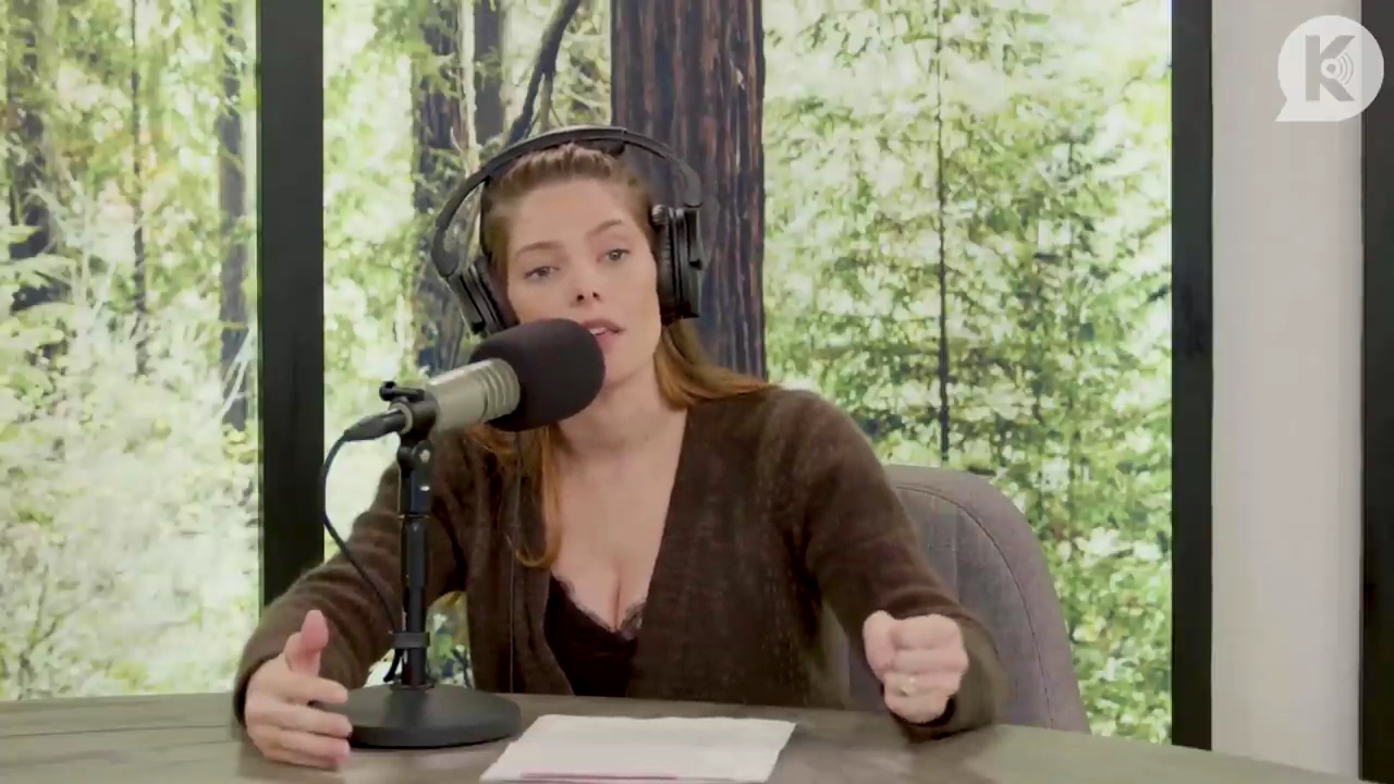 Ashley-Greene-dot-nl_TheTwilightEffect-Aflevering6CatherineHardwicke2131.jpg Ashley-Greene-dot-nl_TheTwilightEffect-Aflevering6CatherineHardwicke2131.jpg