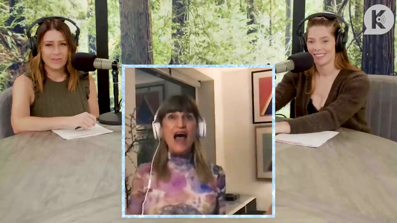 Ashley-Greene-dot-nl_TheTwilightEffect-Aflevering6CatherineHardwicke2202.jpg Ashley-Greene-dot-nl_TheTwilightEffect-Aflevering6CatherineHardwicke2202.jpg