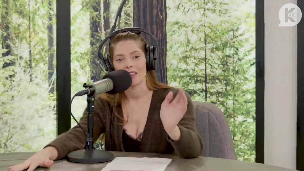 Ashley-Greene-dot-nl_TheTwilightEffect-Aflevering6CatherineHardwicke2512.jpg Ashley-Greene-dot-nl_TheTwilightEffect-Aflevering6CatherineHardwicke2512.jpg