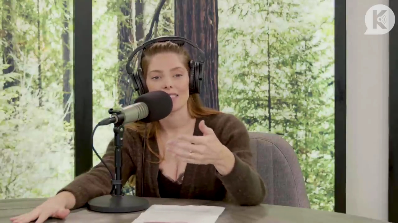 Ashley-Greene-dot-nl_TheTwilightEffect-Aflevering6CatherineHardwicke2513.jpg Ashley-Greene-dot-nl_TheTwilightEffect-Aflevering6CatherineHardwicke2513.jpg