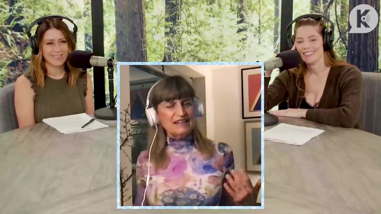 Ashley-Greene-dot-nl_TheTwilightEffect-Aflevering6CatherineHardwicke2592.jpg Ashley-Greene-dot-nl_TheTwilightEffect-Aflevering6CatherineHardwicke2592.jpg