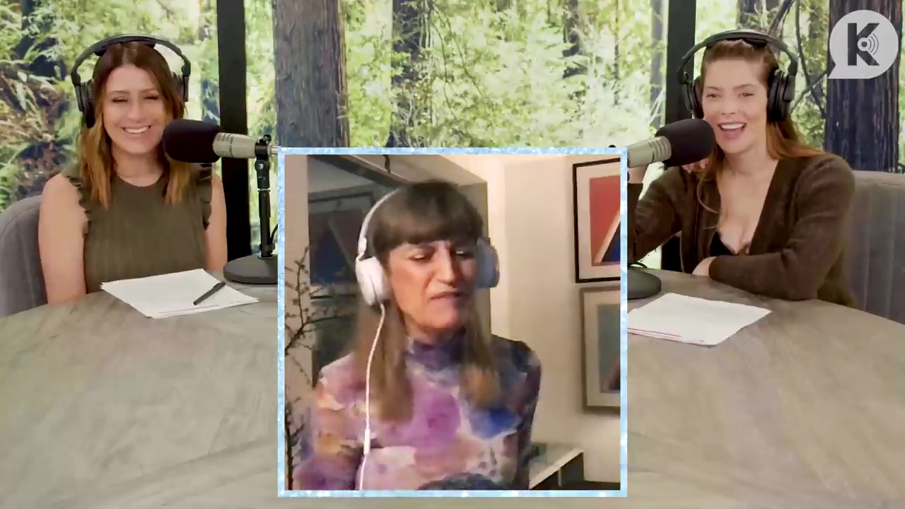 Ashley-Greene-dot-nl_TheTwilightEffect-Aflevering6CatherineHardwicke2600.jpg Ashley-Greene-dot-nl_TheTwilightEffect-Aflevering6CatherineHardwicke2600.jpg