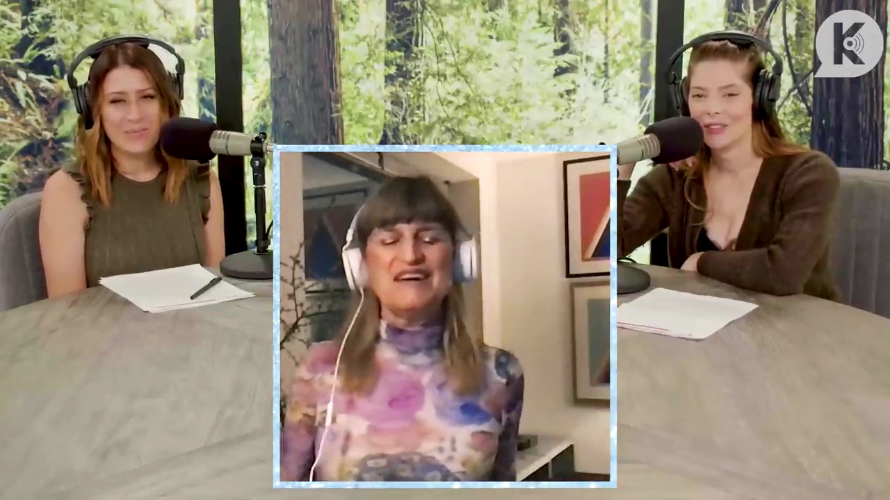 Ashley-Greene-dot-nl_TheTwilightEffect-Aflevering6CatherineHardwicke2604.jpg Ashley-Greene-dot-nl_TheTwilightEffect-Aflevering6CatherineHardwicke2604.jpg