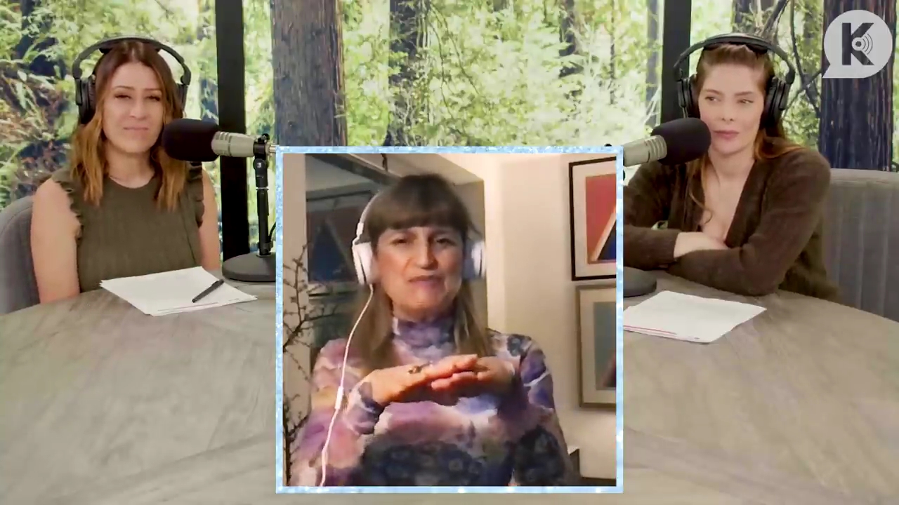 Ashley-Greene-dot-nl_TheTwilightEffect-Aflevering6CatherineHardwicke2648.jpg Ashley-Greene-dot-nl_TheTwilightEffect-Aflevering6CatherineHardwicke2648.jpg