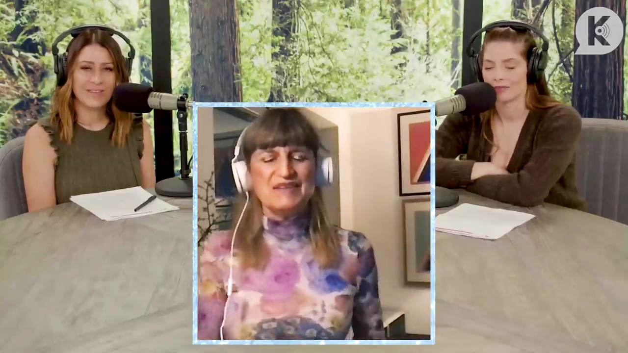 Ashley-Greene-dot-nl_TheTwilightEffect-Aflevering6CatherineHardwicke2653.jpg Ashley-Greene-dot-nl_TheTwilightEffect-Aflevering6CatherineHardwicke2653.jpg