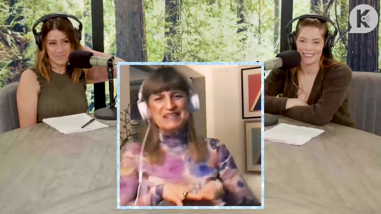 Ashley-Greene-dot-nl_TheTwilightEffect-Aflevering6CatherineHardwicke2662.jpg Ashley-Greene-dot-nl_TheTwilightEffect-Aflevering6CatherineHardwicke2662.jpg