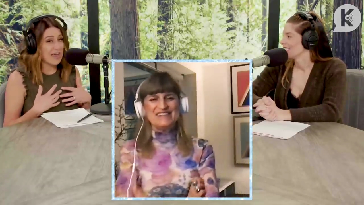 Ashley-Greene-dot-nl_TheTwilightEffect-Aflevering6CatherineHardwicke2700.jpg Ashley-Greene-dot-nl_TheTwilightEffect-Aflevering6CatherineHardwicke2700.jpg