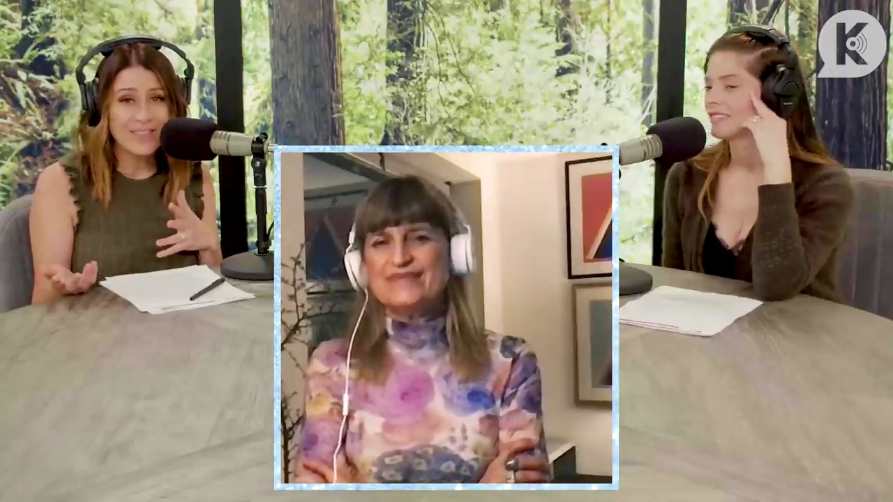 Ashley-Greene-dot-nl_TheTwilightEffect-Aflevering6CatherineHardwicke2718.jpg Ashley-Greene-dot-nl_TheTwilightEffect-Aflevering6CatherineHardwicke2718.jpg