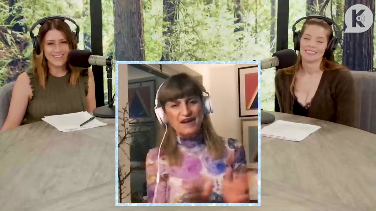 Ashley-Greene-dot-nl_TheTwilightEffect-Aflevering6CatherineHardwicke2734.jpg Ashley-Greene-dot-nl_TheTwilightEffect-Aflevering6CatherineHardwicke2734.jpg