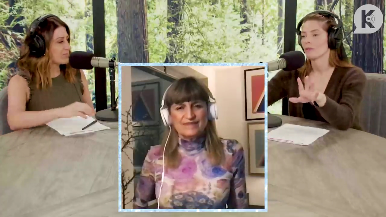 Ashley-Greene-dot-nl_TheTwilightEffect-Aflevering6CatherineHardwicke2921.jpg Ashley-Greene-dot-nl_TheTwilightEffect-Aflevering6CatherineHardwicke2921.jpg