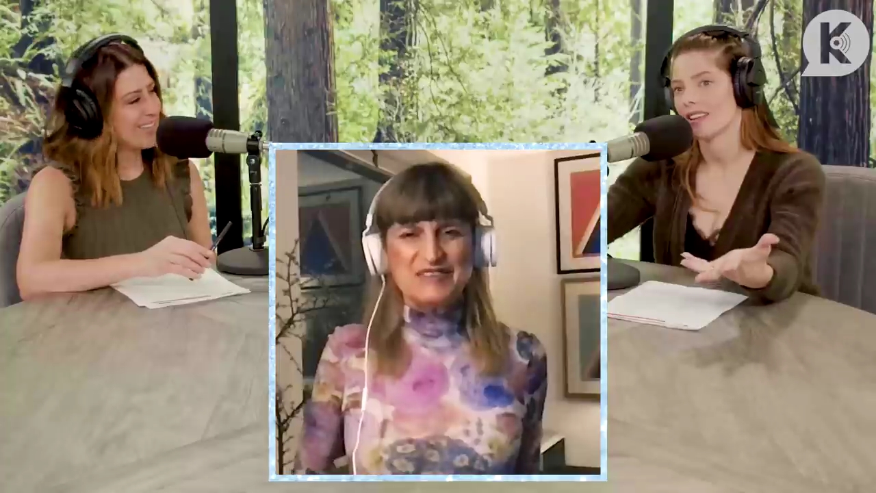 Ashley-Greene-dot-nl_TheTwilightEffect-Aflevering6CatherineHardwicke2925.jpg Ashley-Greene-dot-nl_TheTwilightEffect-Aflevering6CatherineHardwicke2925.jpg