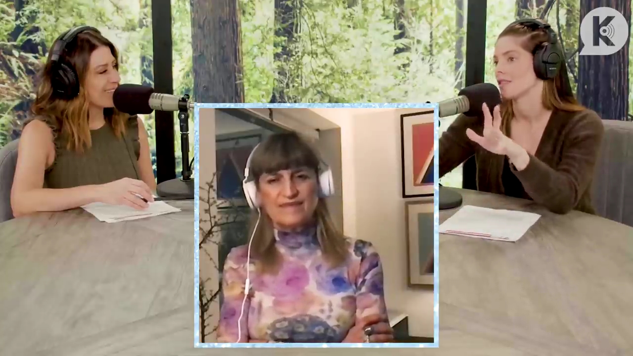 Ashley-Greene-dot-nl_TheTwilightEffect-Aflevering6CatherineHardwicke2940.jpg Ashley-Greene-dot-nl_TheTwilightEffect-Aflevering6CatherineHardwicke2940.jpg