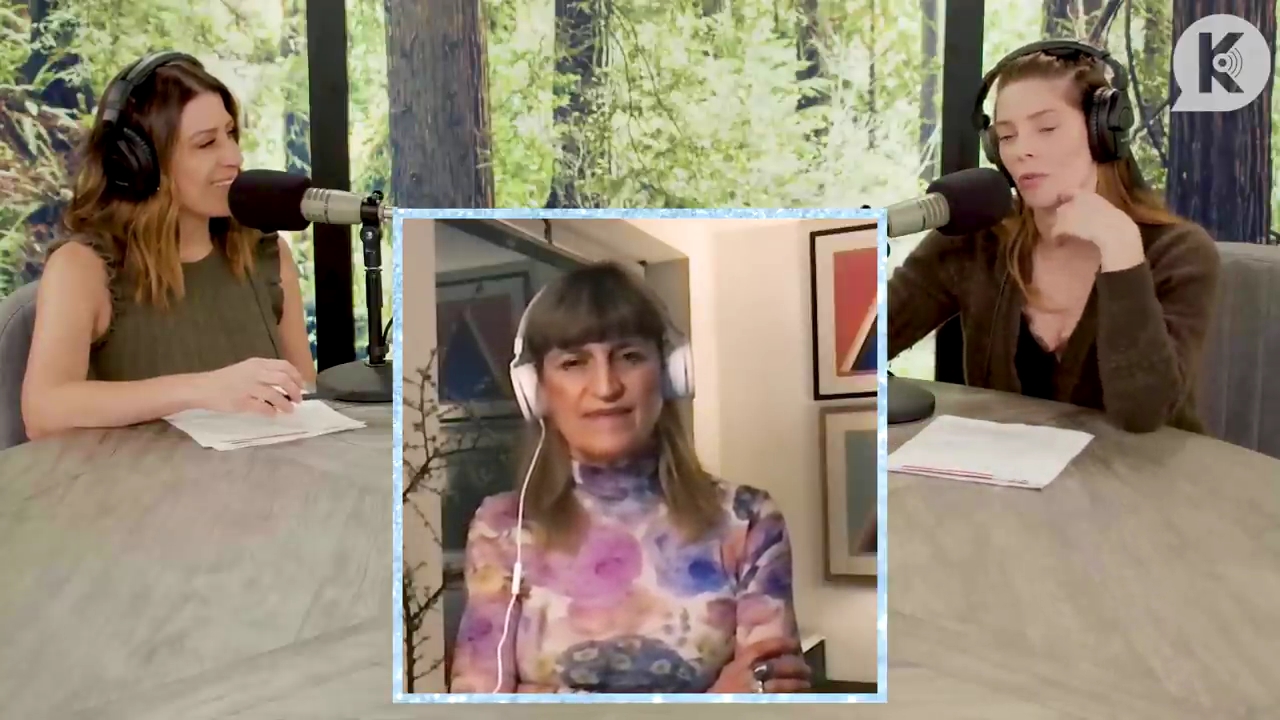 Ashley-Greene-dot-nl_TheTwilightEffect-Aflevering6CatherineHardwicke2942.jpg Ashley-Greene-dot-nl_TheTwilightEffect-Aflevering6CatherineHardwicke2942.jpg