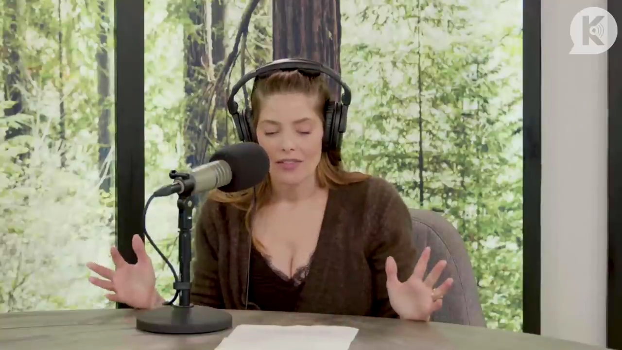 Ashley-Greene-dot-nl_TheTwilightEffect-Aflevering6CatherineHardwicke3090.jpg Ashley-Greene-dot-nl_TheTwilightEffect-Aflevering6CatherineHardwicke3090.jpg