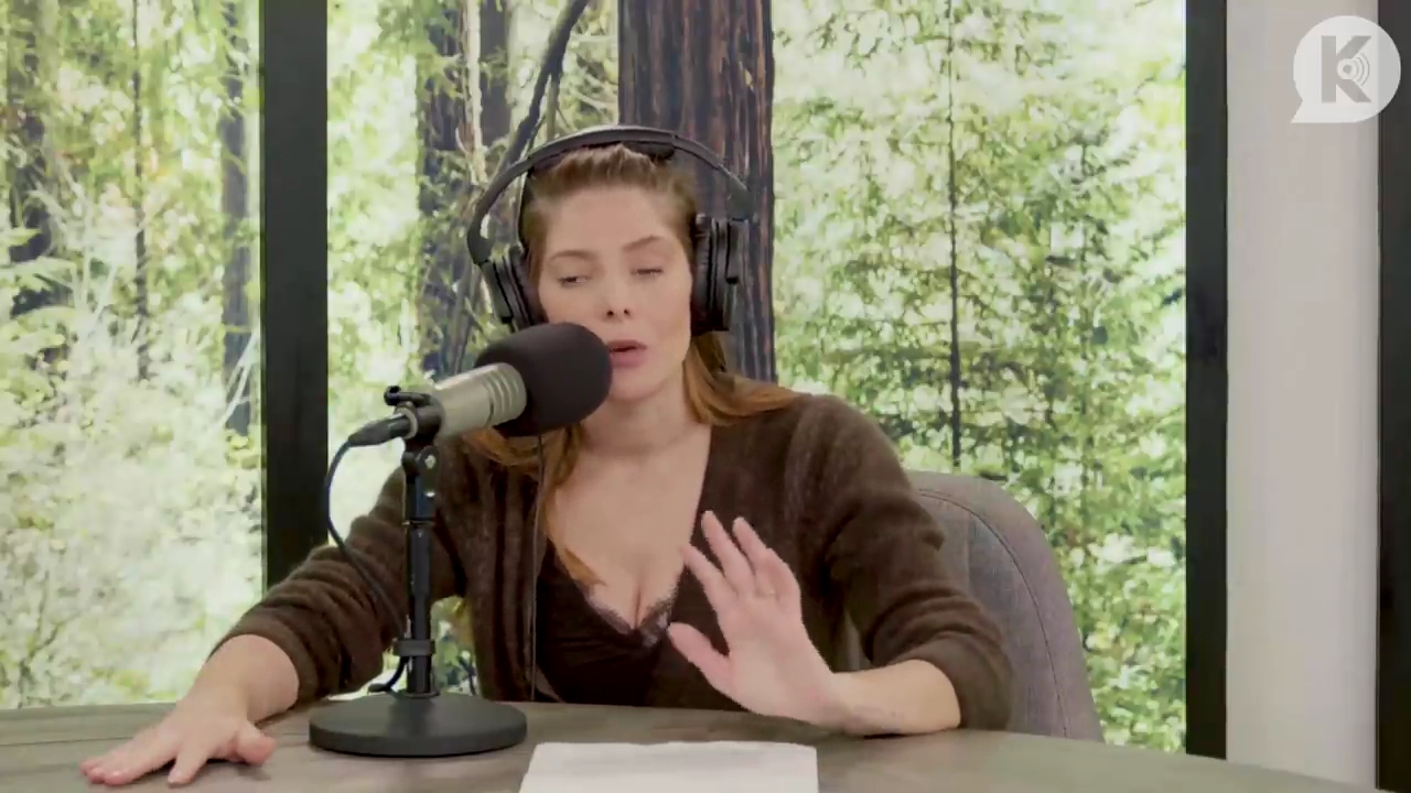 Ashley-Greene-dot-nl_TheTwilightEffect-Aflevering6CatherineHardwicke3110.jpg Ashley-Greene-dot-nl_TheTwilightEffect-Aflevering6CatherineHardwicke3110.jpg