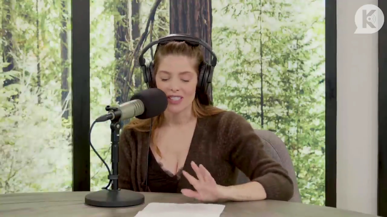 Ashley-Greene-dot-nl_TheTwilightEffect-Aflevering6CatherineHardwicke3428.jpg Ashley-Greene-dot-nl_TheTwilightEffect-Aflevering6CatherineHardwicke3428.jpg