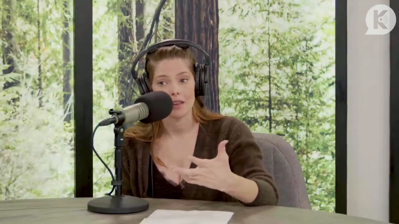 Ashley-Greene-dot-nl_TheTwilightEffect-Aflevering6CatherineHardwicke3439.jpg Ashley-Greene-dot-nl_TheTwilightEffect-Aflevering6CatherineHardwicke3439.jpg