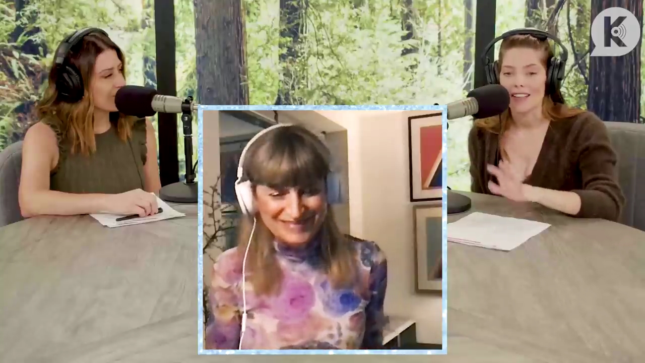 Ashley-Greene-dot-nl_TheTwilightEffect-Aflevering6CatherineHardwicke3441.jpg Ashley-Greene-dot-nl_TheTwilightEffect-Aflevering6CatherineHardwicke3441.jpg