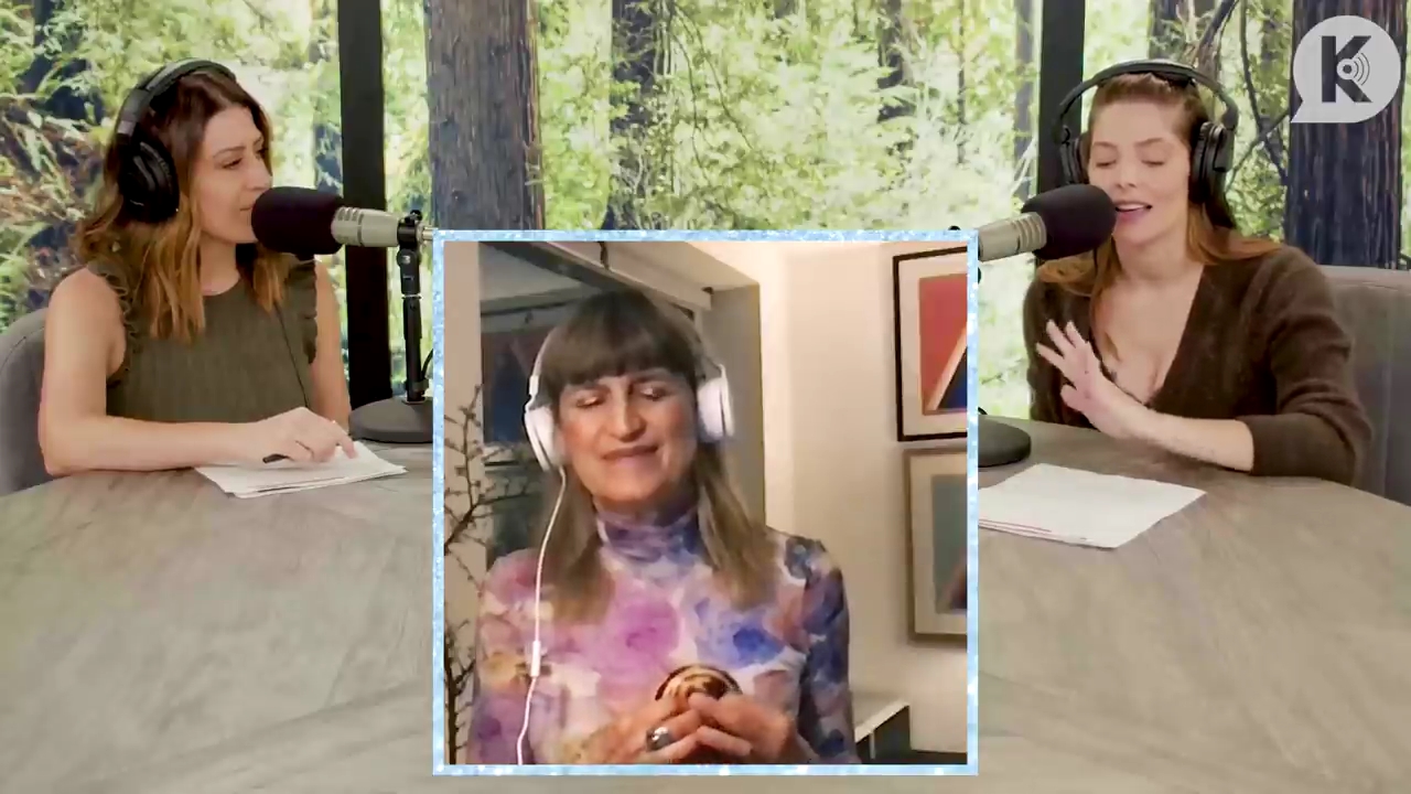 Ashley-Greene-dot-nl_TheTwilightEffect-Aflevering6CatherineHardwicke3452.jpg Ashley-Greene-dot-nl_TheTwilightEffect-Aflevering6CatherineHardwicke3452.jpg