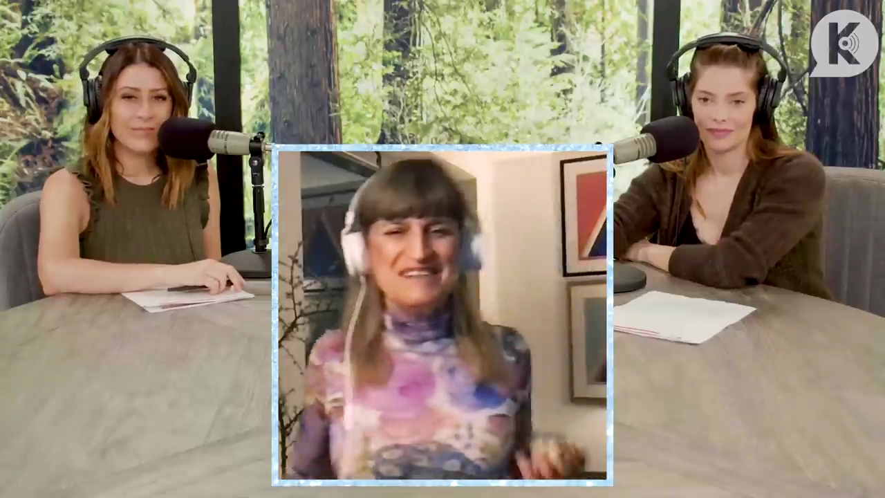 Ashley-Greene-dot-nl_TheTwilightEffect-Aflevering6CatherineHardwicke3556.jpg Ashley-Greene-dot-nl_TheTwilightEffect-Aflevering6CatherineHardwicke3556.jpg