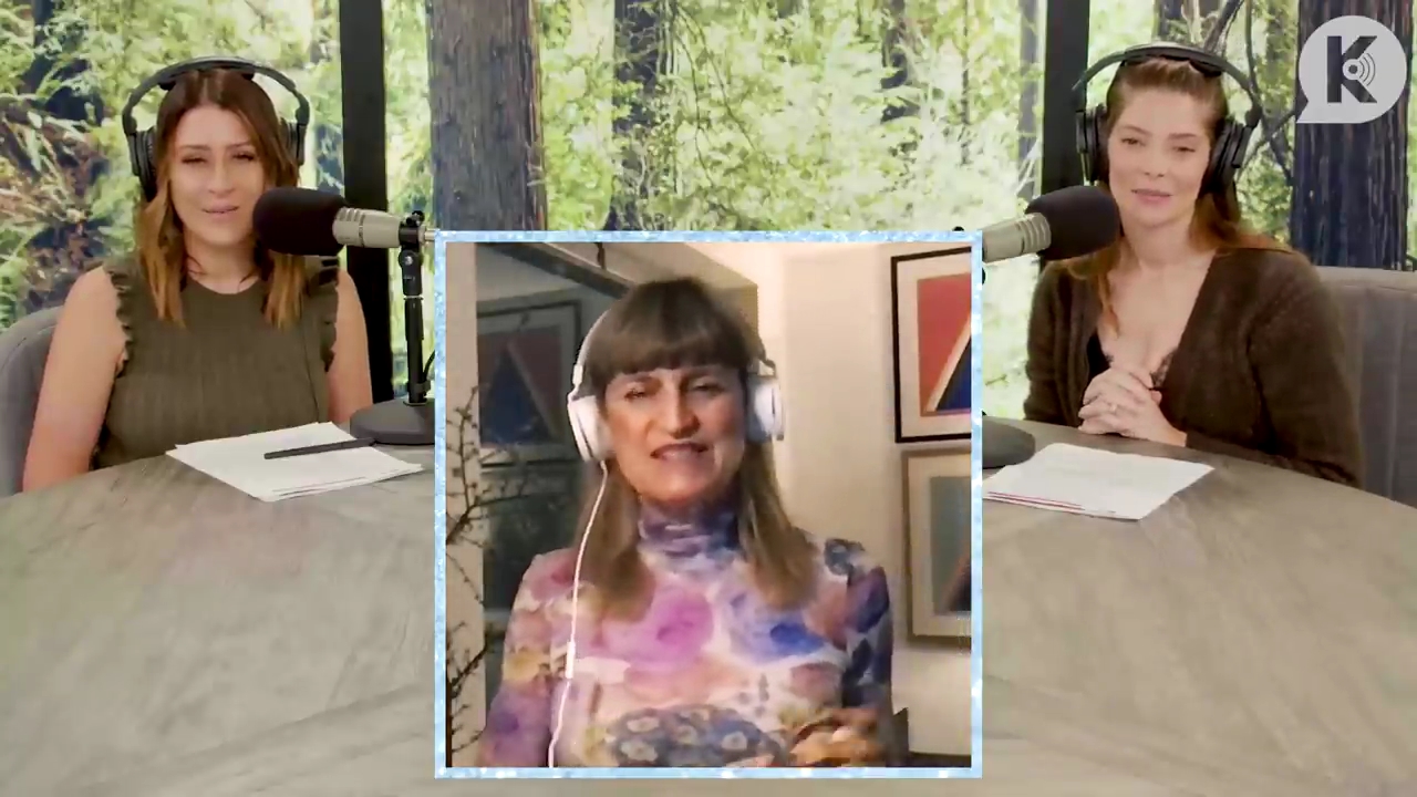 Ashley-Greene-dot-nl_TheTwilightEffect-Aflevering6CatherineHardwicke3871.jpg Ashley-Greene-dot-nl_TheTwilightEffect-Aflevering6CatherineHardwicke3871.jpg