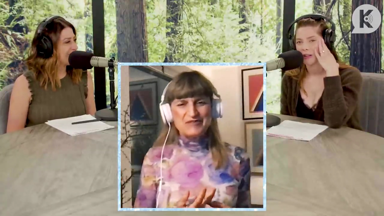 Ashley-Greene-dot-nl_TheTwilightEffect-Aflevering6CatherineHardwicke3900.jpg Ashley-Greene-dot-nl_TheTwilightEffect-Aflevering6CatherineHardwicke3900.jpg