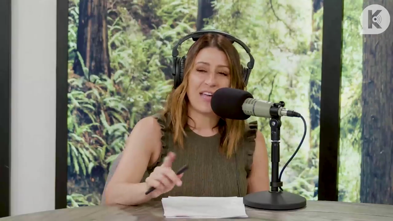 Ashley-Greene-dot-nl_TheTwilightEffect-Aflevering6CatherineHardwicke4002.jpg Ashley-Greene-dot-nl_TheTwilightEffect-Aflevering6CatherineHardwicke4002.jpg