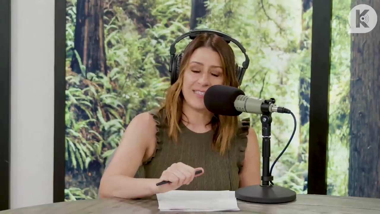 Ashley-Greene-dot-nl_TheTwilightEffect-Aflevering6CatherineHardwicke4003.jpg Ashley-Greene-dot-nl_TheTwilightEffect-Aflevering6CatherineHardwicke4003.jpg